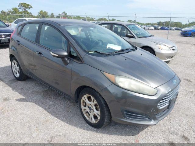  Salvage Ford Fiesta
