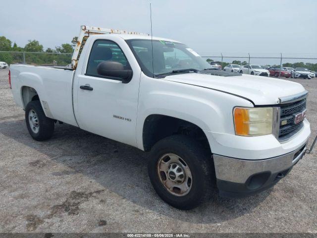  Salvage GMC Sierra 2500