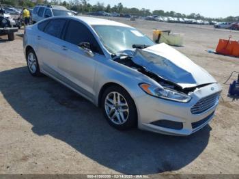  Salvage Ford Fusion