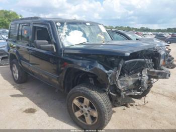  Salvage Jeep Commander