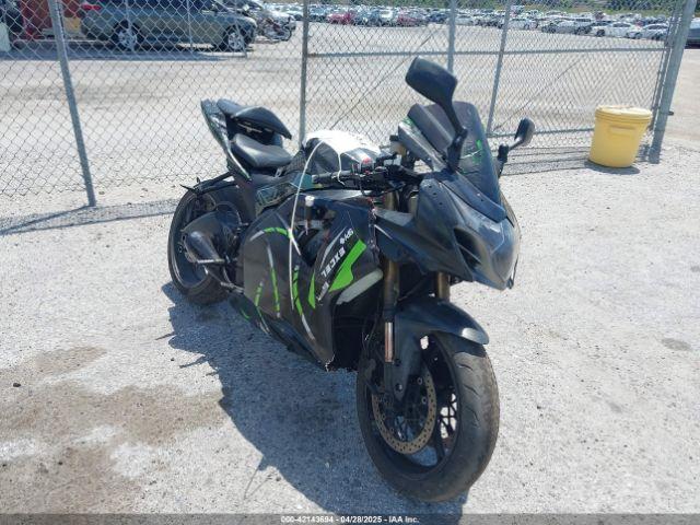  Salvage Suzuki Gsx-r1000