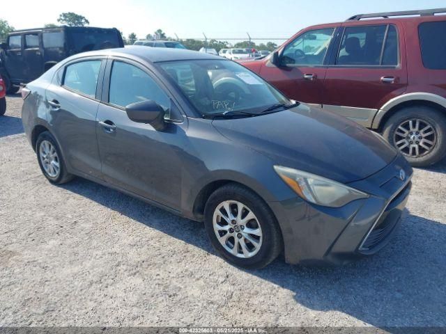  Salvage Toyota Yaris