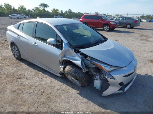  Salvage Toyota Prius