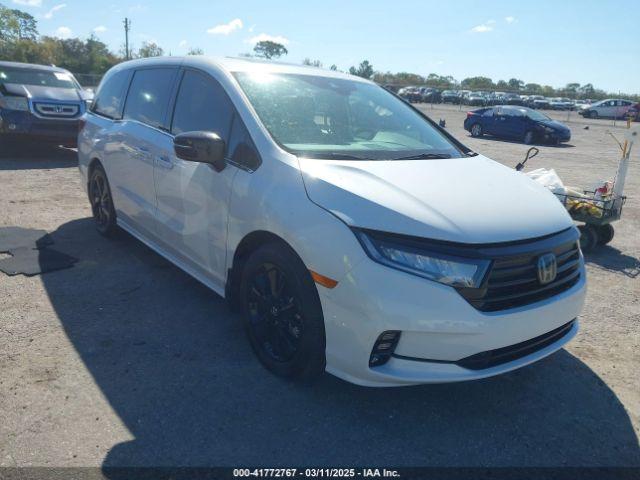  Salvage Honda Odyssey