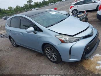  Salvage Toyota Prius v