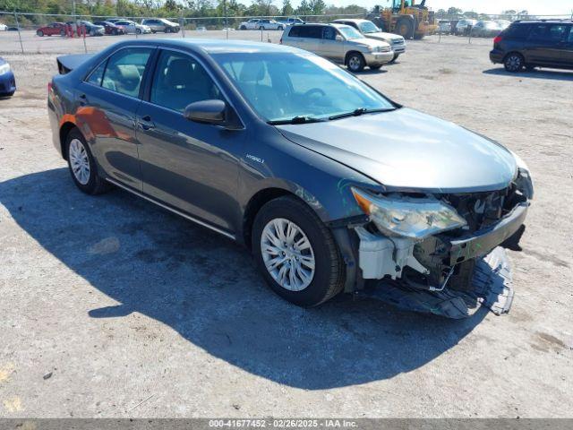  Salvage Toyota Camry