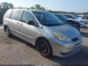  Salvage Toyota Sienna