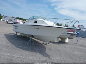  Salvage Hydra-sports Boat