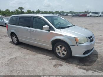  Salvage Dodge Grand Caravan