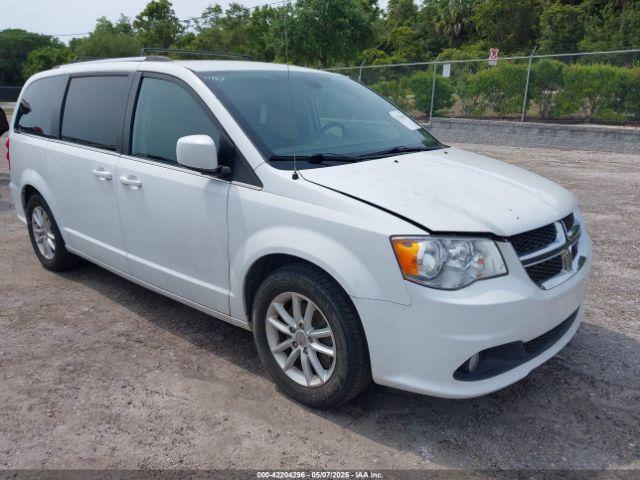  Salvage Dodge Grand Caravan