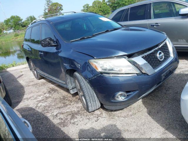  Salvage Nissan Pathfinder