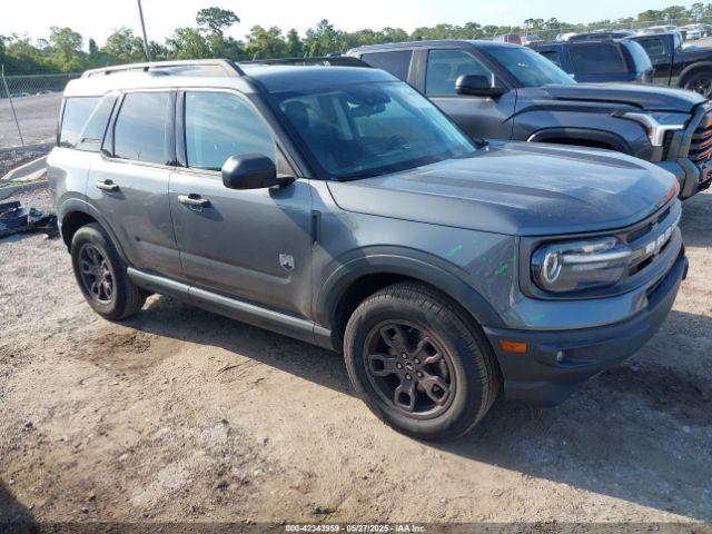  Salvage Ford Bronco