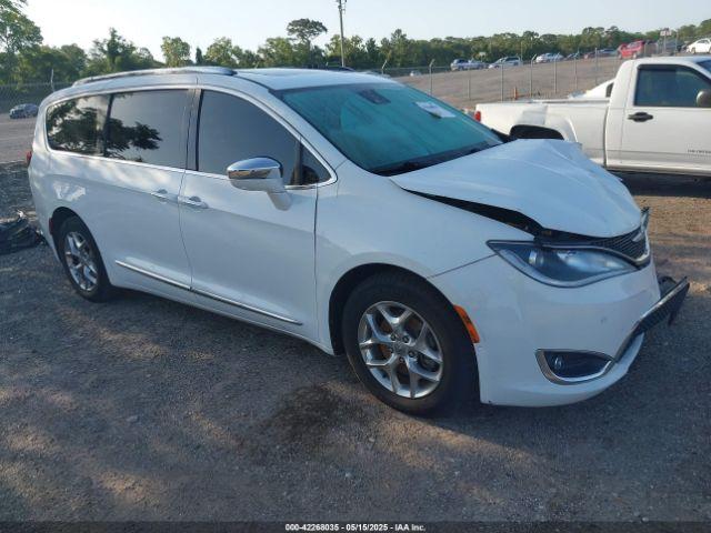  Salvage Chrysler Pacifica