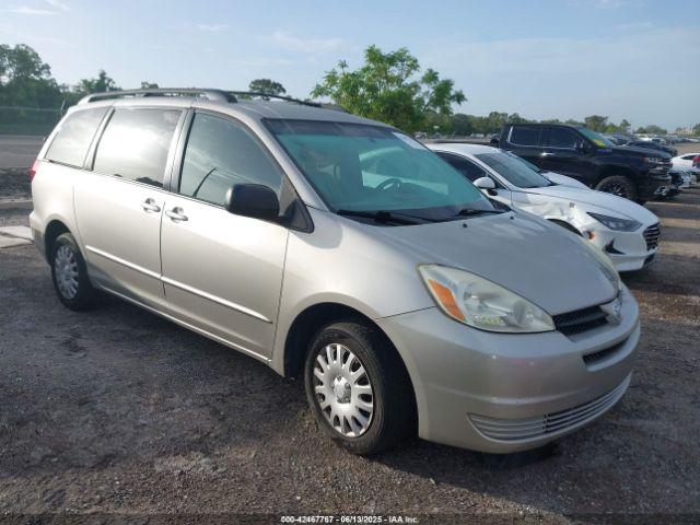  Salvage Toyota Sienna