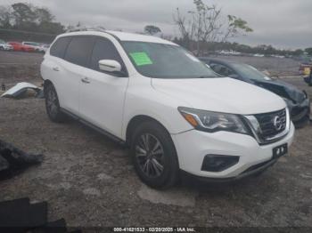  Salvage Nissan Pathfinder