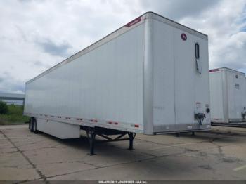  Salvage Great Dane Trailers Semi Trailer