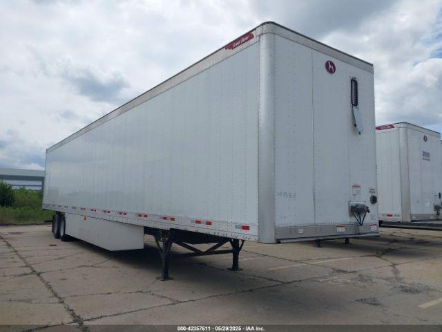  Salvage Great Dane Trailers Semi Trailer