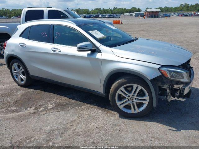  Salvage Mercedes-Benz GLA
