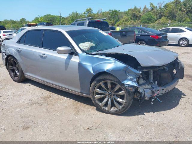  Salvage Chrysler 300