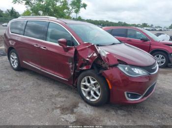 Salvage Chrysler Pacifica