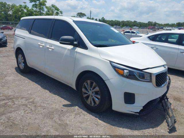  Salvage Kia Sedona