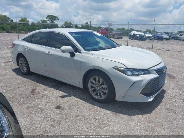  Salvage Toyota Avalon