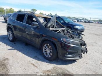  Salvage Jeep Cherokee