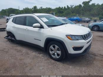  Salvage Jeep Compass