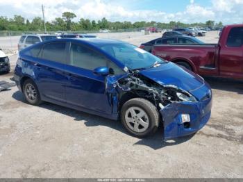  Salvage Toyota Prius