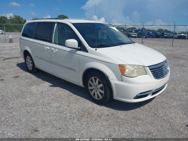  Salvage Chrysler Town & Country