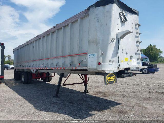  Salvage Mac Trailer Mfg Trailer