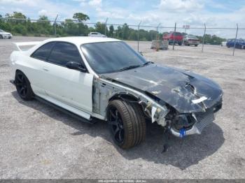  Salvage Nissan GT