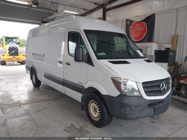  Salvage Mercedes-Benz Sprinter 2500