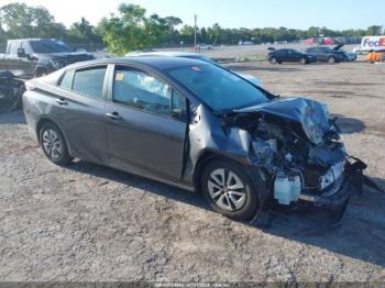  Salvage Toyota Prius