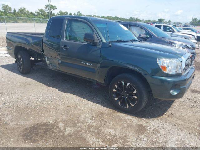  Salvage Toyota Tacoma