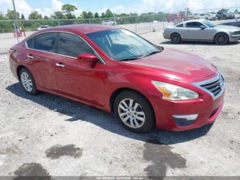  Salvage Nissan Altima