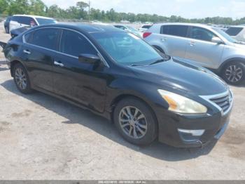  Salvage Nissan Altima