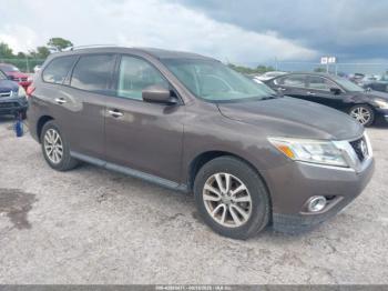  Salvage Nissan Pathfinder