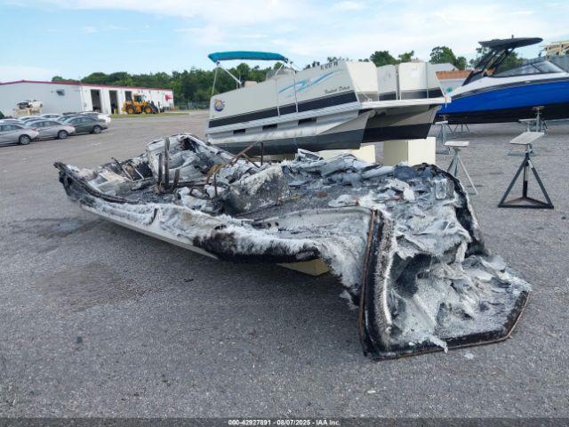  Salvage Sundance Boat