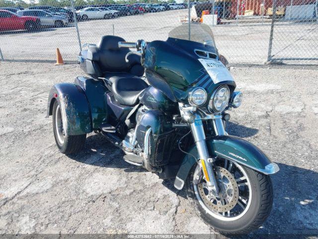  Salvage Harley-Davidson Flhtcutg