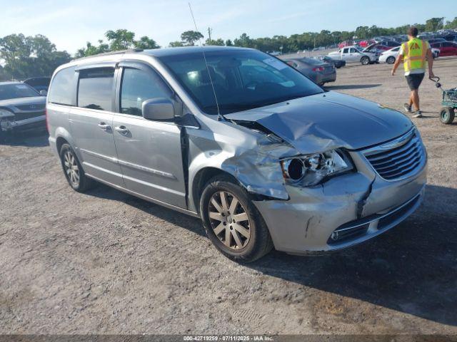  Salvage Chrysler Town & Country