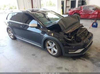  Salvage Volkswagen Golf