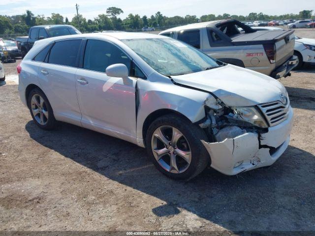  Salvage Toyota Venza