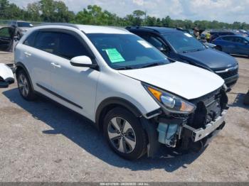  Salvage Kia Niro