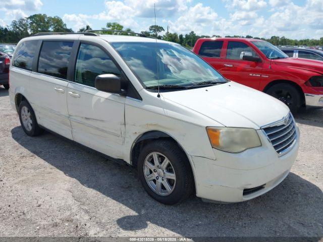  Salvage Chrysler Town & Country
