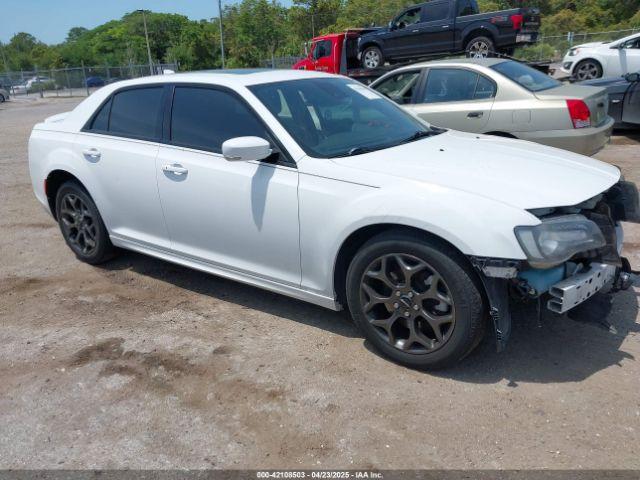  Salvage Chrysler 300