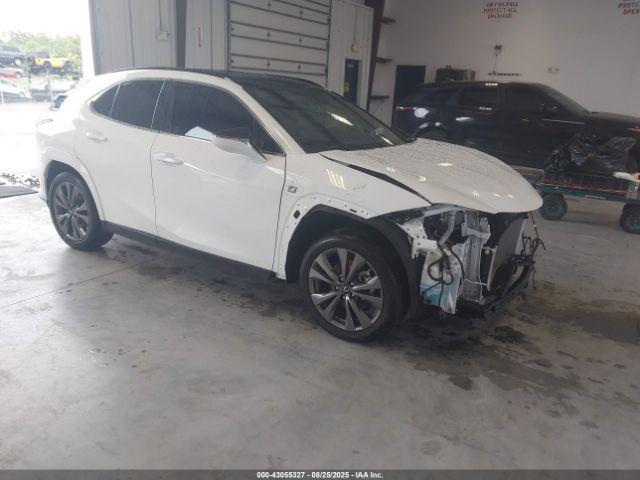  Salvage Lexus Ux