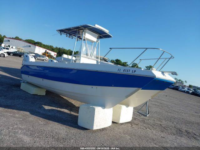  Salvage Sportcraft Boat