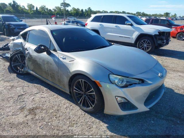  Salvage Scion FR-S