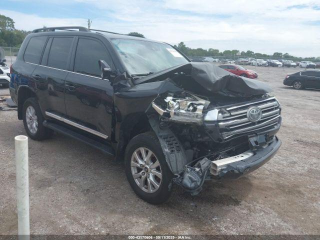  Salvage Toyota Land Cruiser
